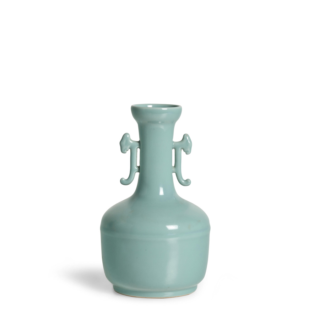 vaso in porcellana bianca e blu, marchio yongzheng